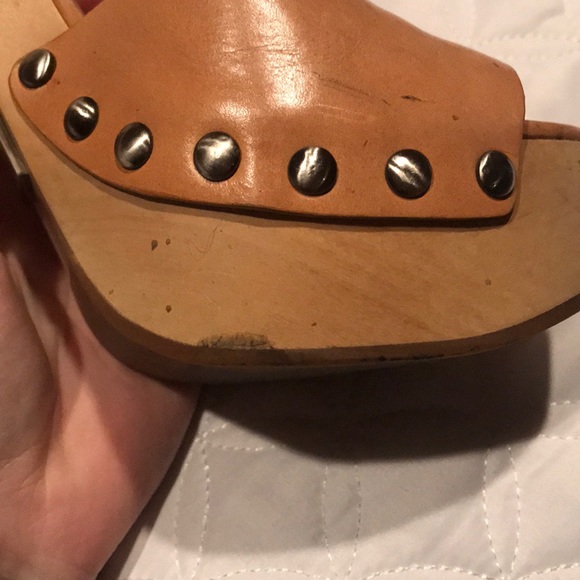 Micheal Kors leather platform sandals - Picture 3 of 8